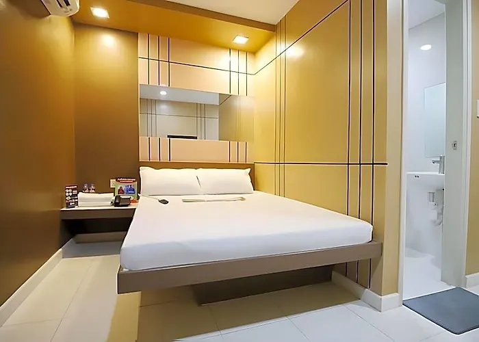Astrotel Divisoria Hotel 3*